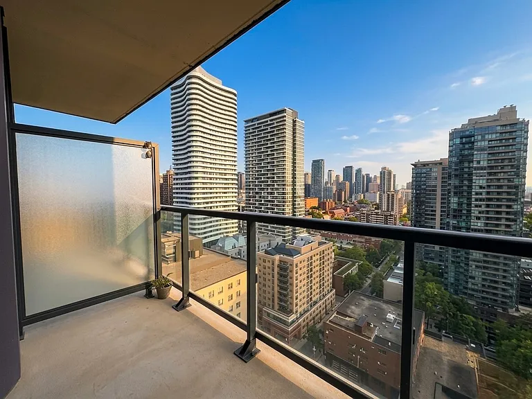 308 Jarvis St #2206 — Photo 11
