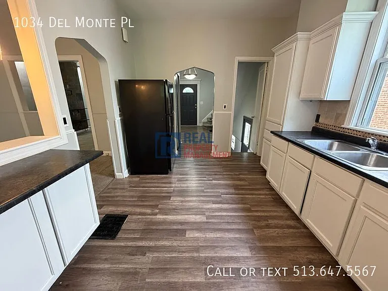 1034 Del Monte Pl — Photo 4