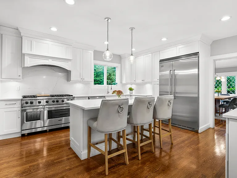 20 Elk Ave — Photo 15