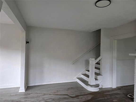 5th image of 1210 Woodland Ave