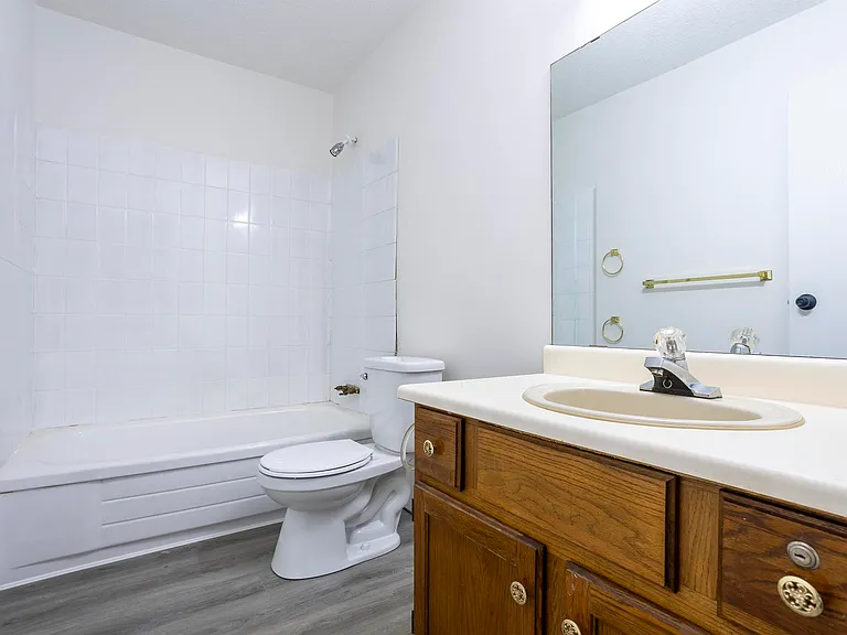 48 Greystone Dr — Photo 16