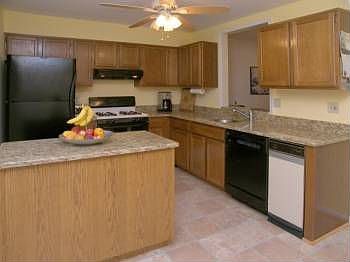 5th image of 4722 Gainsborough Dr