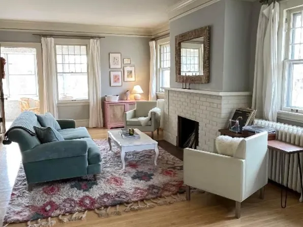 822 W 42nd St, Minneapolis, MN 55409