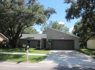 713 Regent Cir S, Brandon, FL 33511