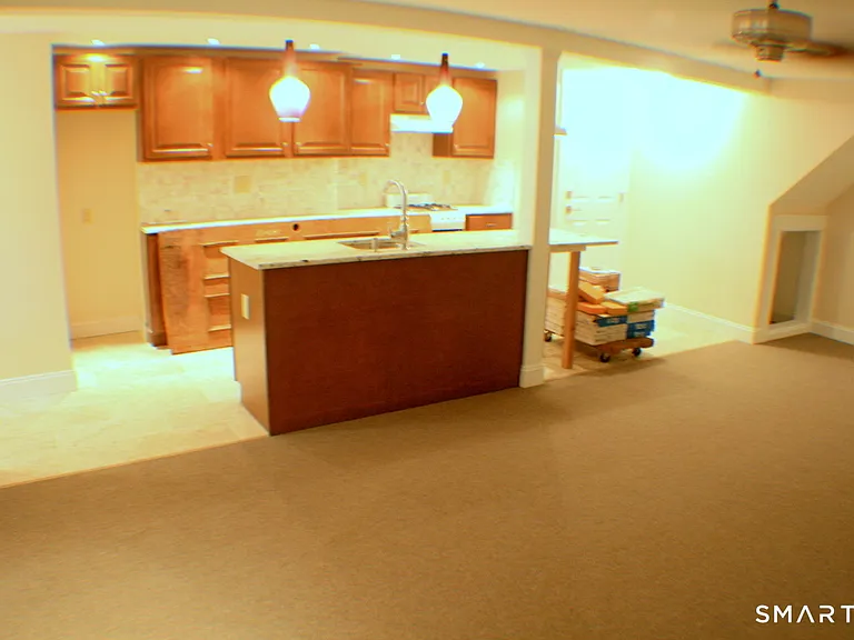 67 Warren St #B — Photo 4