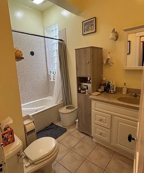 1458 W Balmoral Ave #2 — Photo 12