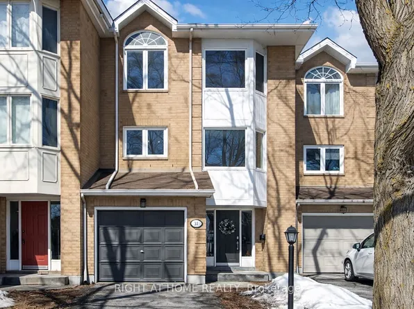 34 Kenmare Pl, Ottawa, ON K2J 3L9