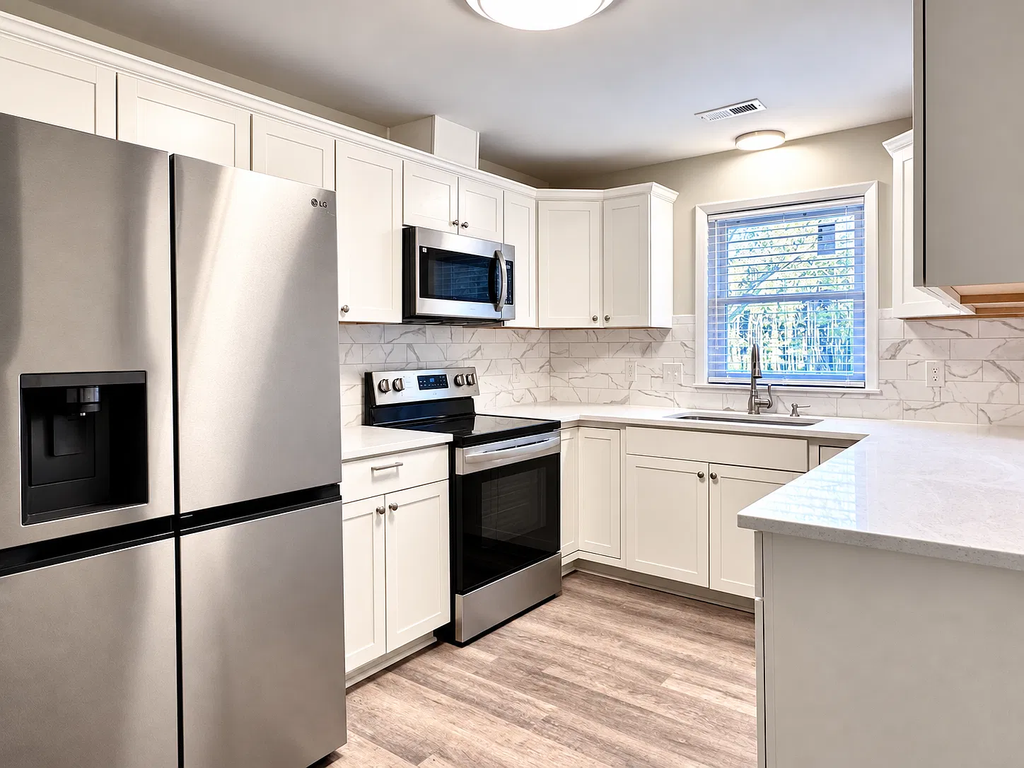 3 bed, 1760 sqft, $1,600 — Photo 4