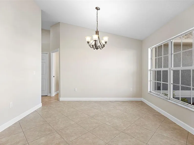 1227 Tivoli Dr — Photo 6