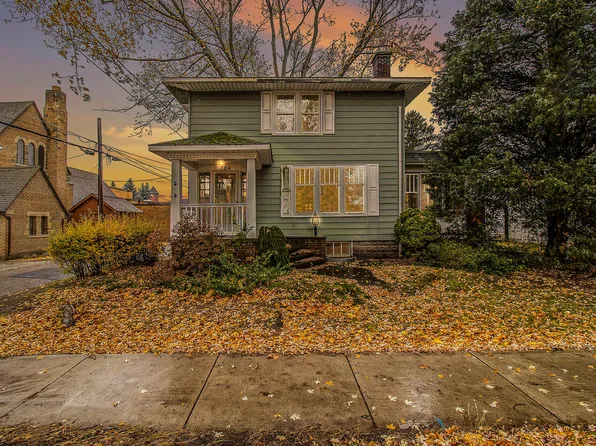 204 E Pere Marquette St, Ludington, MI 49431