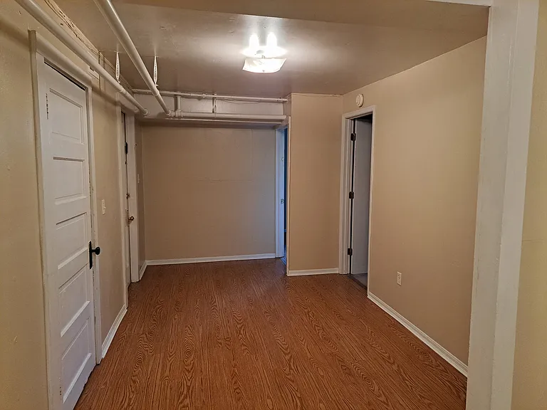 1306 Anthony St #1A — Photo 2