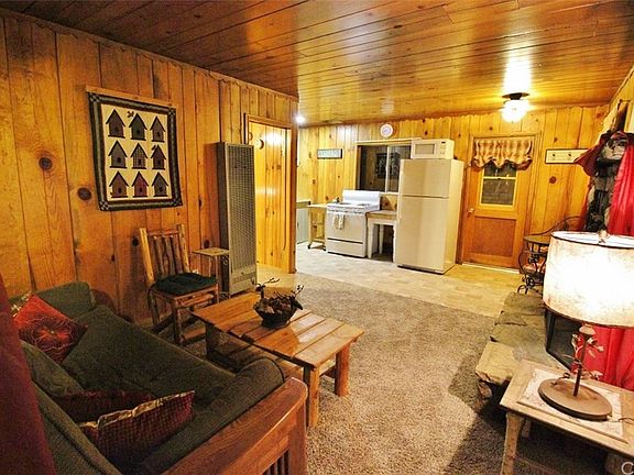 2nd image of 378 Holmes Ln