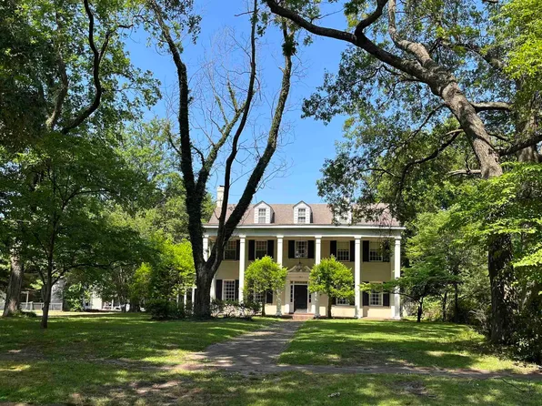 203 N 10th St, Blytheville, AR 72315