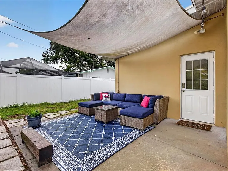 12496 136th Ln — Photo 32