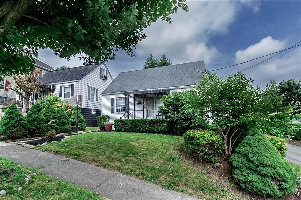 46 Vernon St photo 1