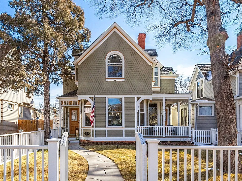 1511 N Nevada Ave