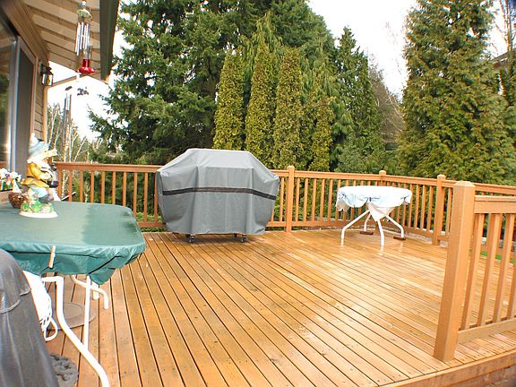 Deck With Hotub
