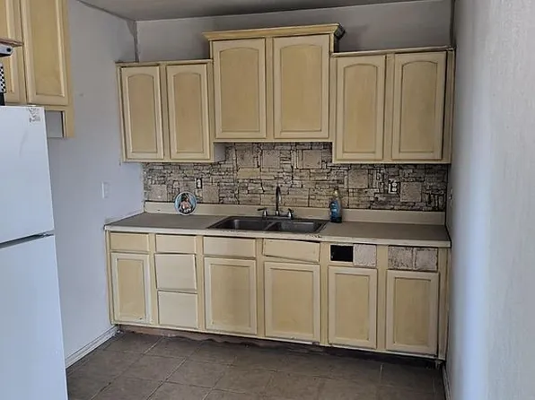 734 E Alta Vista Rd, Phoenix, AZ 85042