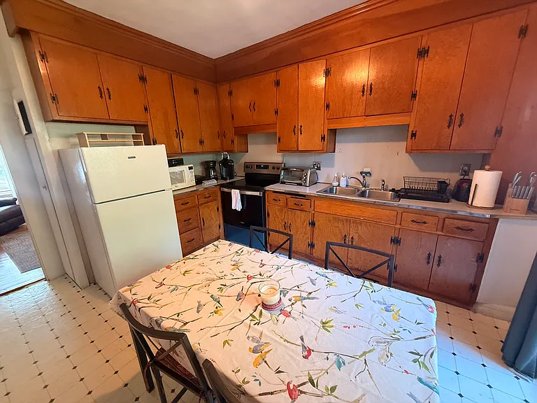 199 Mount Auburn St #3 — Photo 5