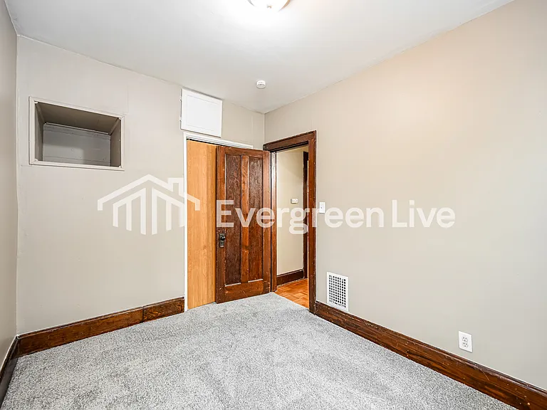 5320 Colerain Ave — Photo 11