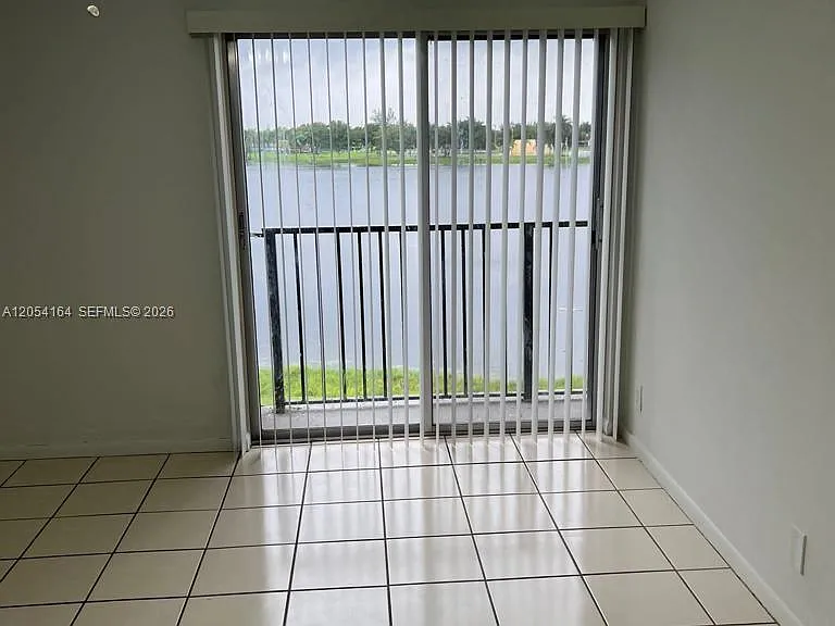 8720 N Sherman Cir #303 — Photo 5