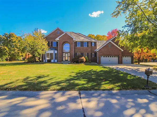 6 Whitechapel Ct, Glen Carbon, IL 62034