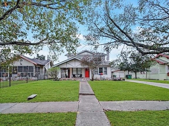 2nd image of 4614 Park Dr #A