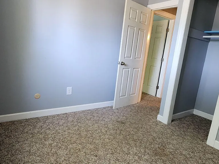 1345 Helmsdale Dr — Photo 12