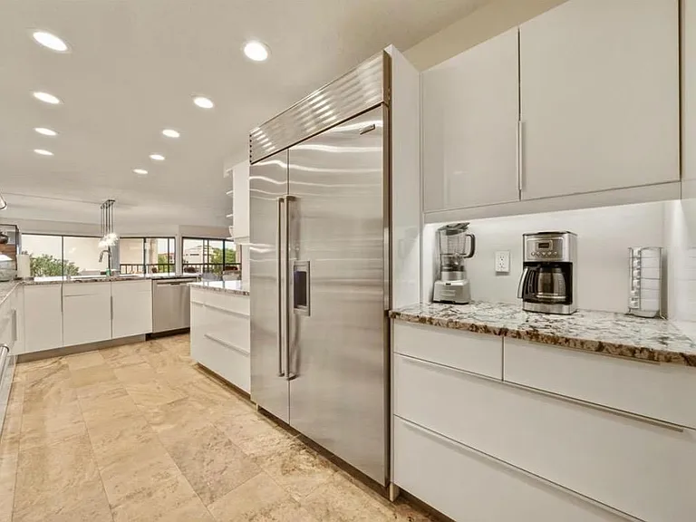 3801 E Bay Dr #110 — Photo 9