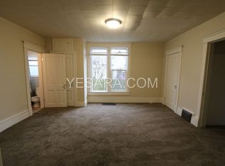 539 1/2 S Adams St #539, Burlington, IA
