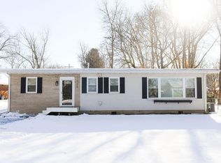 725 Jefferson Ave, Chesterton, IN 46304