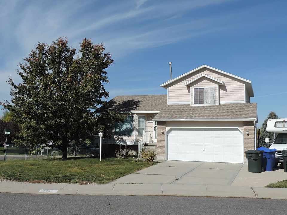 1st image of 6576 W Brookview Cir