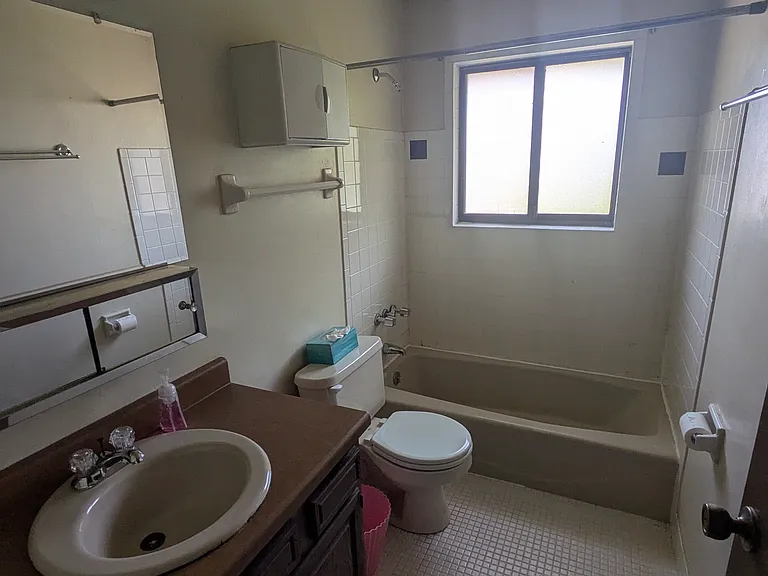 4830 W Edgerton Ave — Photo 9
