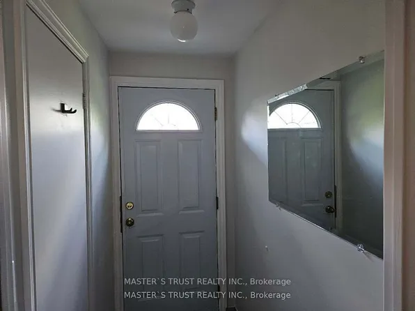 69 Grove Park Cres, Toronto, ON M2J 2C7