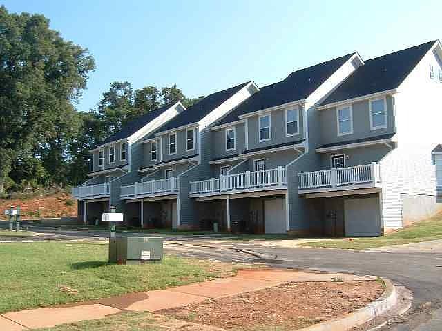 2nd image of 21 Provence St