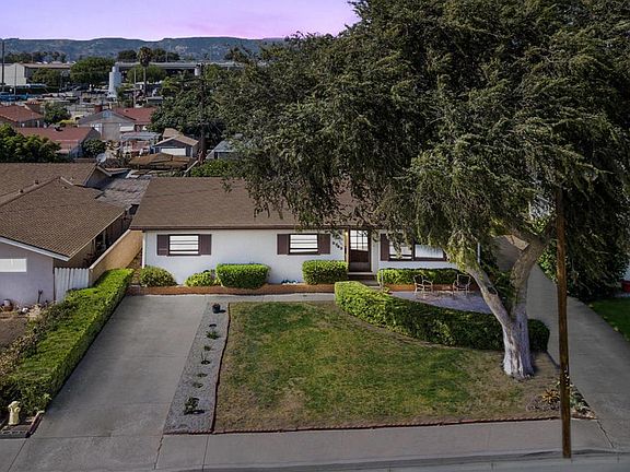 3rd image of 2783 Acacia St