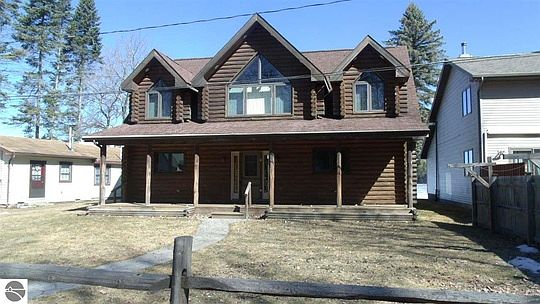 1st image of 4547 Lakeview Dr