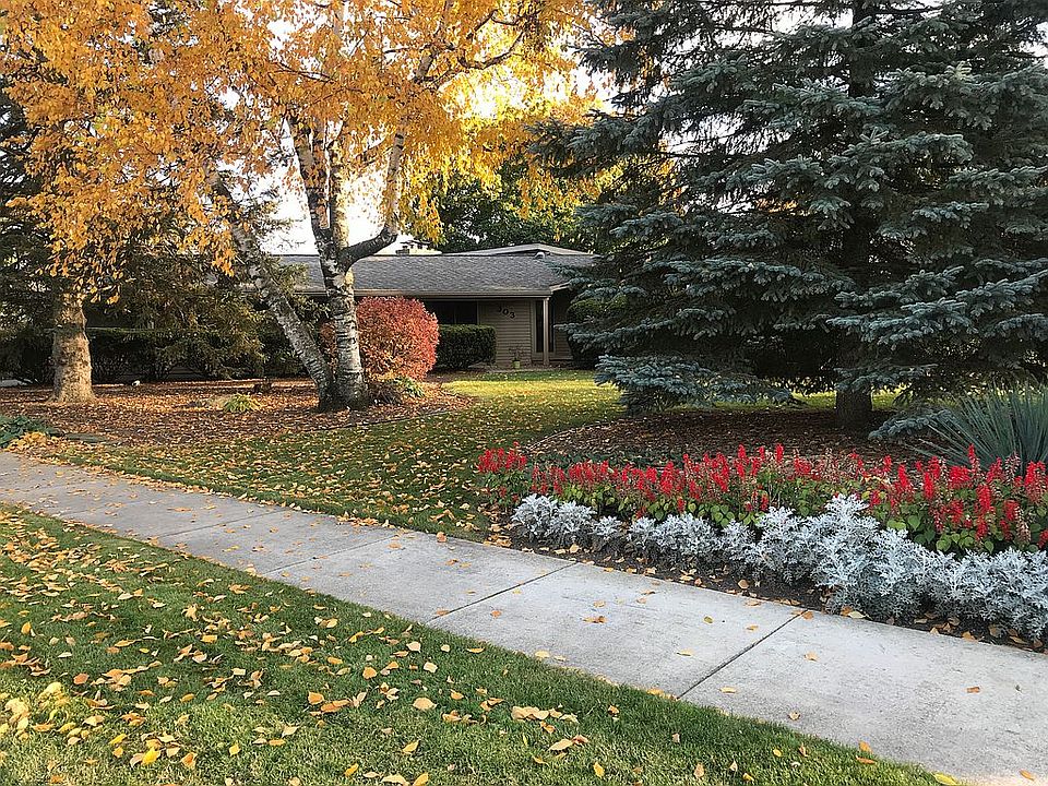 1st image of 303 Woodhaven Dr
