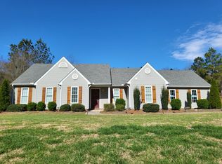 12179 Friendship Loop Dr, Seneca, SC 29678