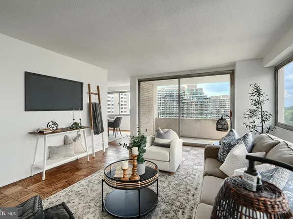 5500 Friendship Blvd APT 2023N, Chevy Chase, MD 20815