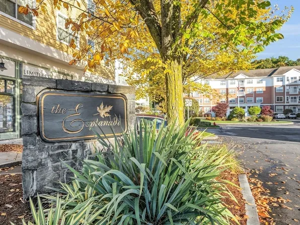 250 Main St Unit 316, Hudson, MA 01749