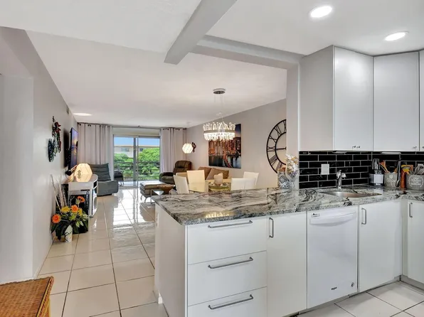 2615 NE 3rd Court #411, Boynton Beach, FL 33435