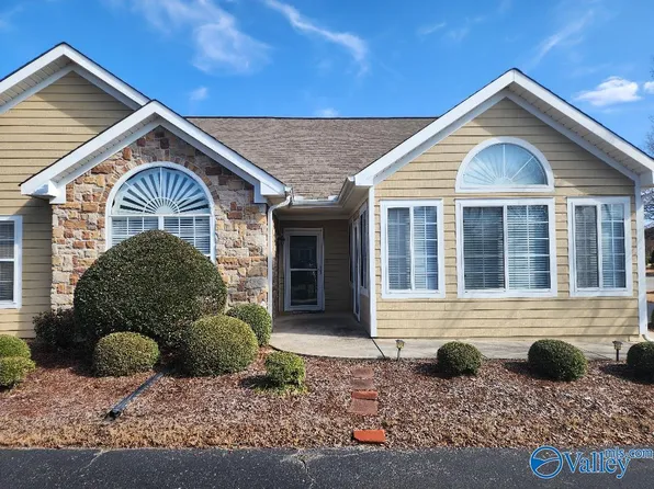 1013 Cathedral Cir Unit 1013, Madison, AL 35758