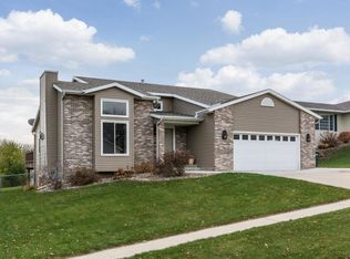 4338 6th St NW, Rochester, MN 55901