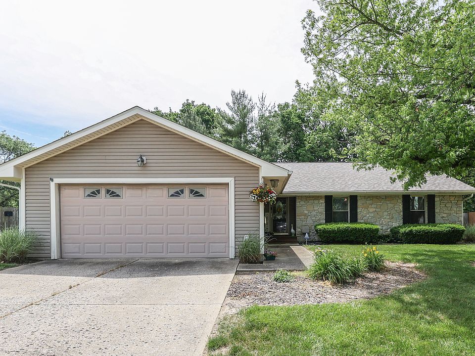 1st image of 8326 Rock Oak Dr
