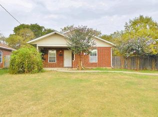 501 SE 3rd St, Grand Prairie, TX 75051