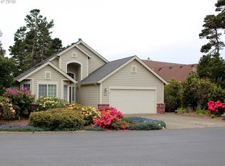 31 Mariners Ln, Florence, OR 97439