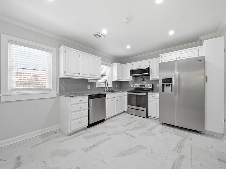 1240 S Birmingham Ave — Photo 14