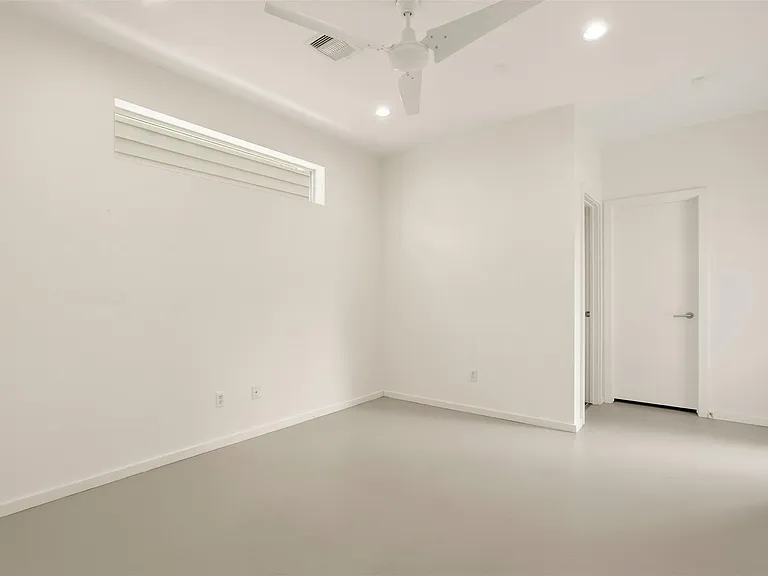 1823 Southmore Blvd — Photo 13
