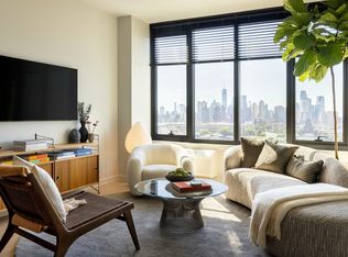 532 Summit Ave #JSQ-810, Jersey City, NJ 07306